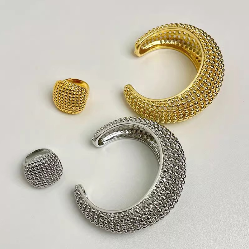 Minimalist Ring Stackable - 高級ビーズテクスチャオープンカフバングルリングセット ミニマリスト重ね付けジュエリーセット 女性用 ユニークでシックなパーティーアクセサリー