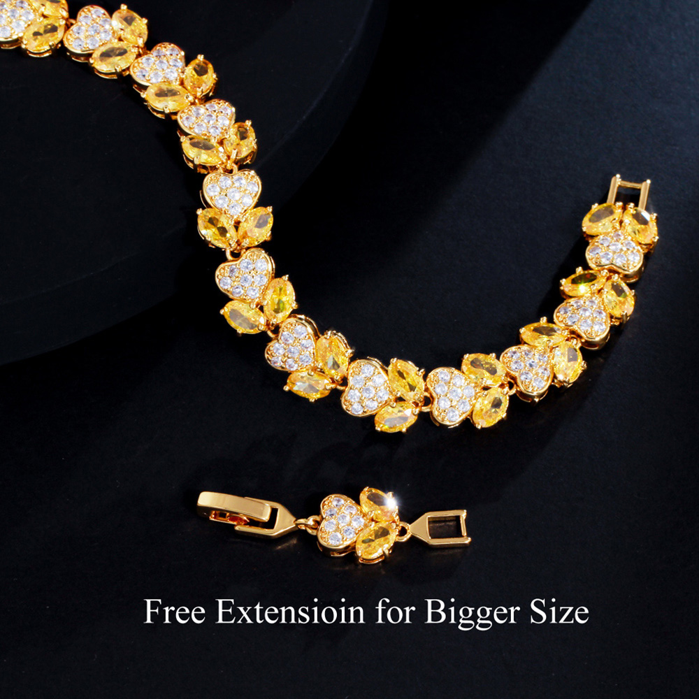 ペラ珍しいハート & リーフチャーム CZ ストーンドバイゴ - Tennis Bracelet Cubic のレビューと価格