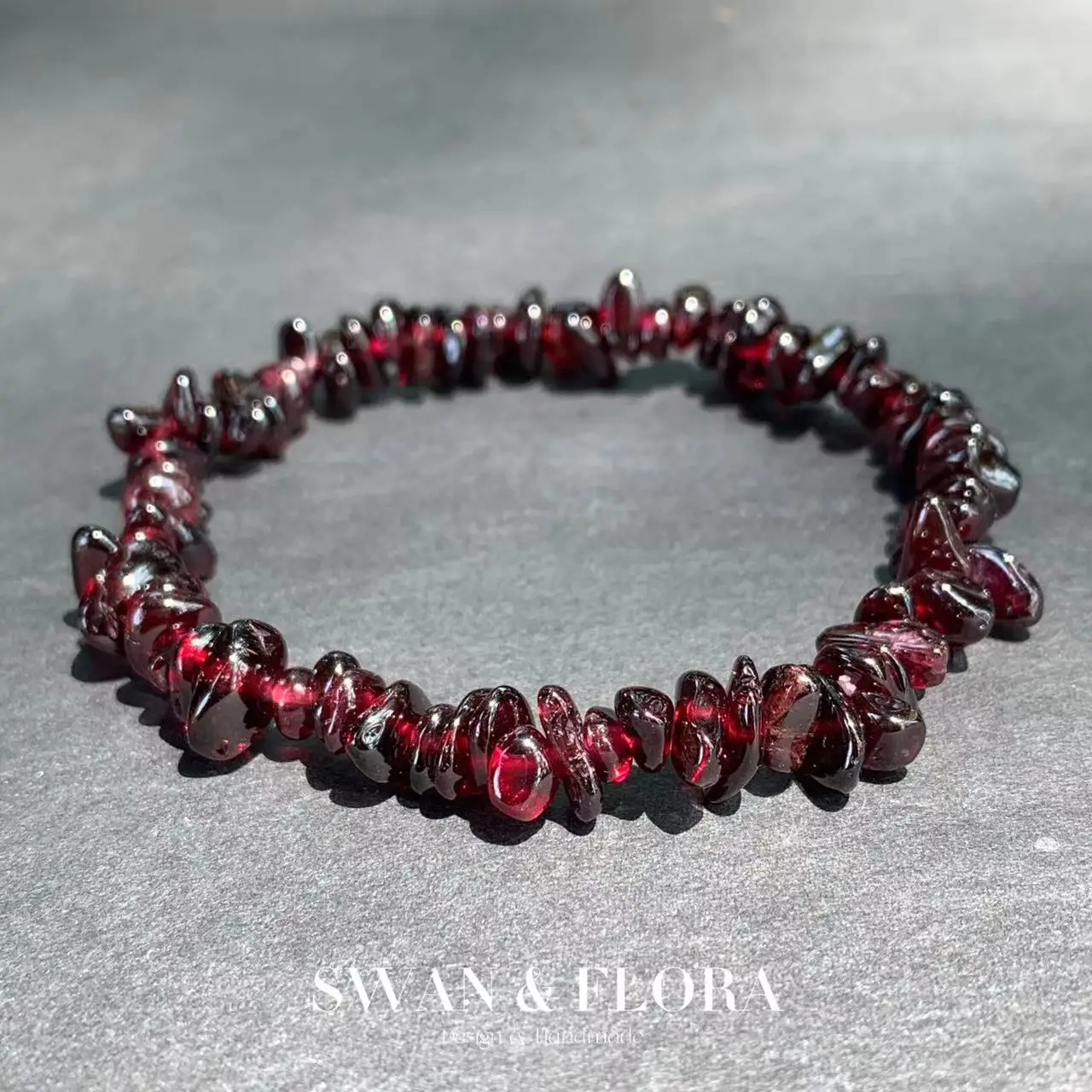 天然ガーネットブレスレット女性のためのクリスタルブレスレット - Gemstone Bracelet Healing のレビューと価格