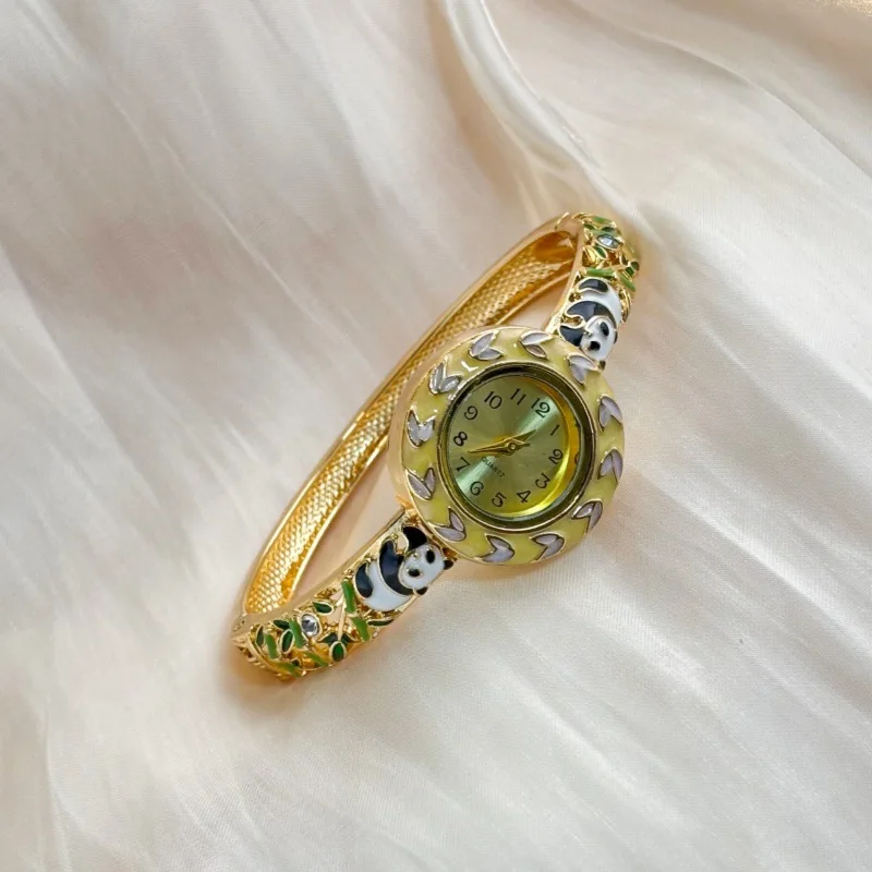 パンダエナメルバングル腕時計、金メッキカフブレスレット、ヴィ - Jewelry Watches Vintage のレビューと価格