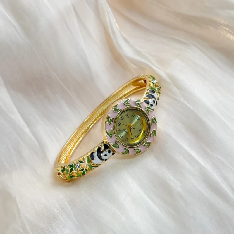 パンダエナメルバングル腕時計、金メッキカフブレスレット、ヴィ - Jewelry Watches Vintage のレビューと価格