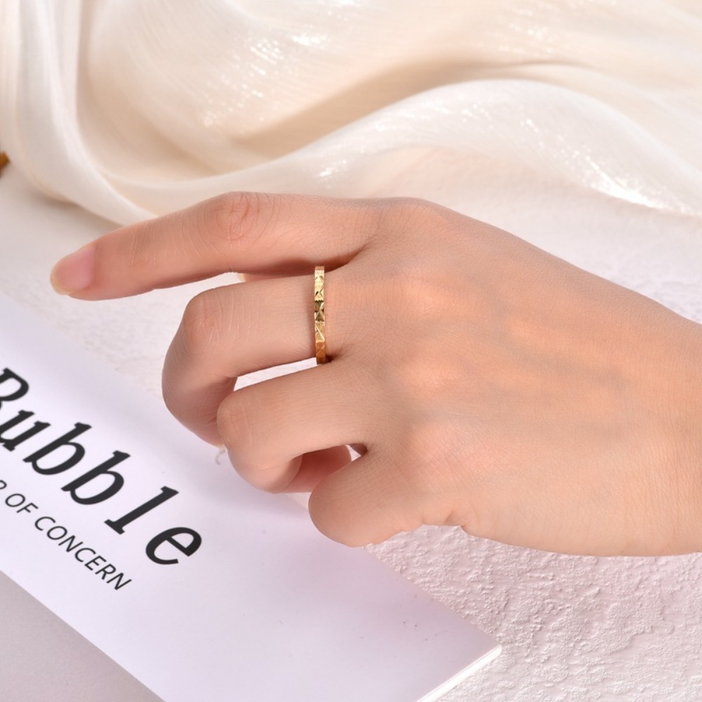 Kolmnsta 2 ミリメートルチタン鋼スタッカブル結婚指 - Minimalist Ring Stackable のレビューと価格