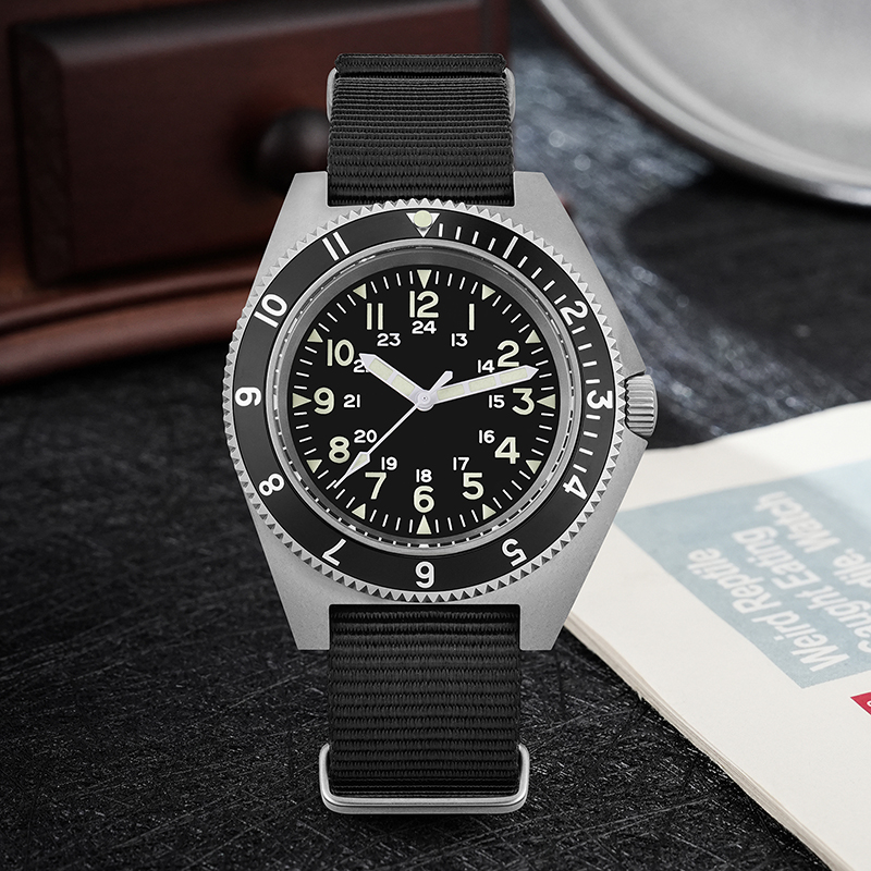 Watchdives WD1972 クォーツ時計サファイア夜 - Jewelry And Watches のレビューと価格