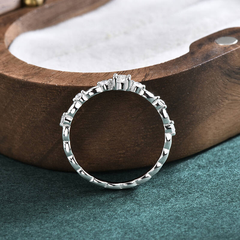 925スターリングシルバー製竹型スタッカブルリング、ラウンド - Minimalist Ring Stackable のレビューと価格