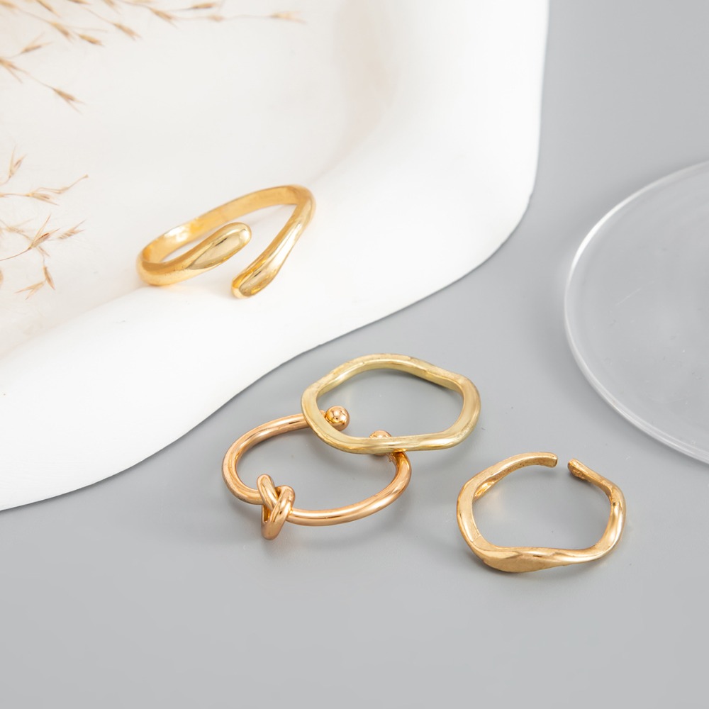 4個セット ファッションノットツイストウェーブ オープン調整 - Minimalist Ring Stackable のレビューと価格