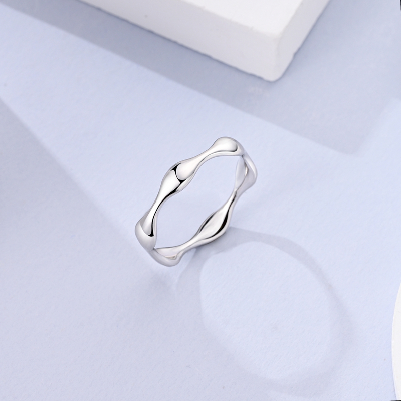 925 スターリングシルバー波状不規則バンドリングミニマリス - Minimalist Ring Stackable のレビューと価格